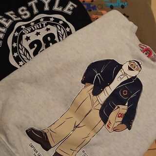 トレーナー 三枚 さしあげます 130～140