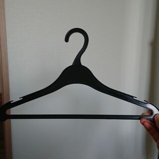 まとめ売り３④ 洗濯かご ハンガーセットの画像