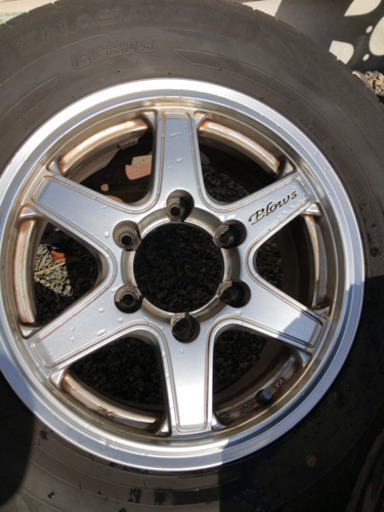 ハイエース、グランビアに！夏タイヤアルミセット
