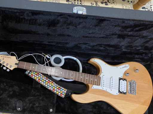 エレキギター　PACIFICA 112v