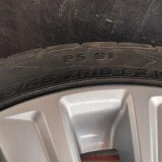 タイヤ　アルミホイール　215/45 ZR18 93 Wの画像