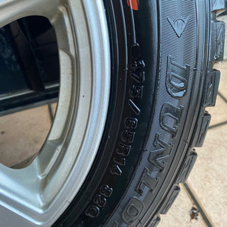 ダウンロップ　ホイール付きスタッドレスタイヤ　175/65R14の画像