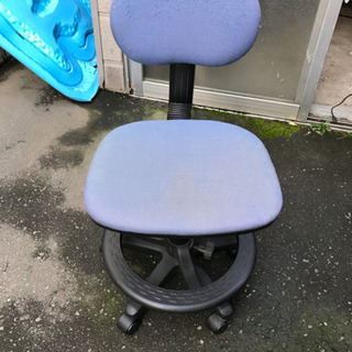 回転椅子の画像