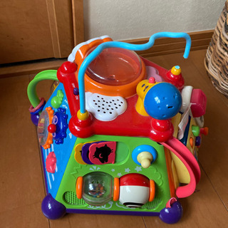 知育おもちゃ。音が出ないパーツありの画像