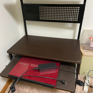 【値下げしました】ロータイプパソコンデスク