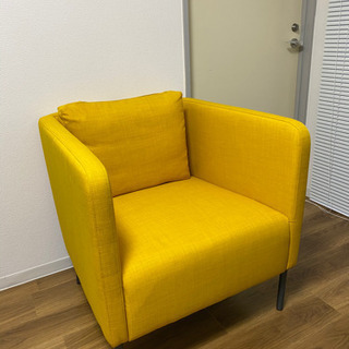 【ほぼ未使用】オシャレなIKEAのパーソナルチェアの画像