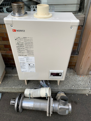 160☆ ノーリツ　石油給湯機　ボイラー　2018年製　壁掛け用　給湯設備