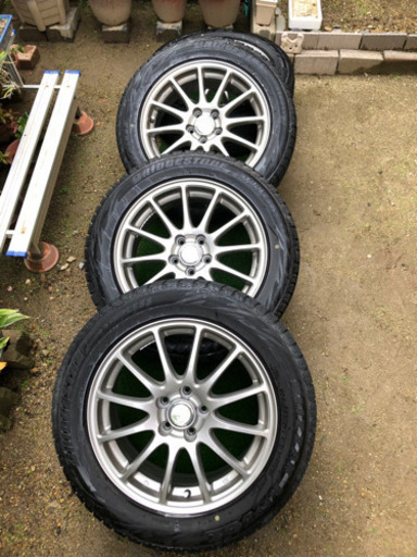 ブリヂストンスタッドレス&ホイールセット　BLIZZAK REVO GZ 205/55R16