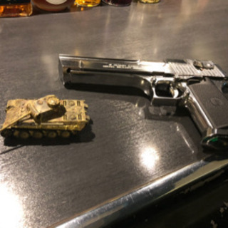 【ミリタリーバー新店舗スタッフ募集】の画像