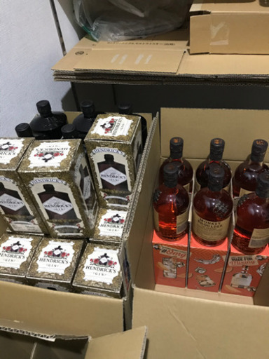 モンキーショルダー　ヘンドリックスジン