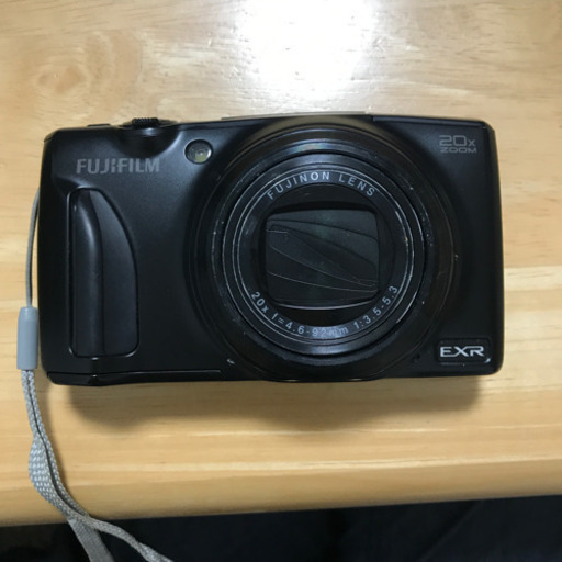 【11月末まで】コンパクトデジタルカメラ FUJITSU FinePix F1000EXR