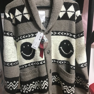 スマイリー カーディガン 新品