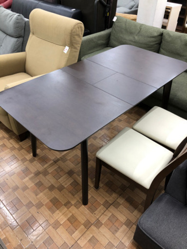 ニトリ　伸長式ダイニングテーブルセット イス４脚付き?自社配送時?代引き可?※現金、クレジット、スマホ決済対応※