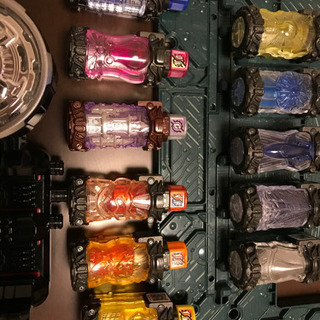 【取引終了】仮面ライダービルド　フルボトルの画像