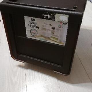 収納ボックス (フタ付き)