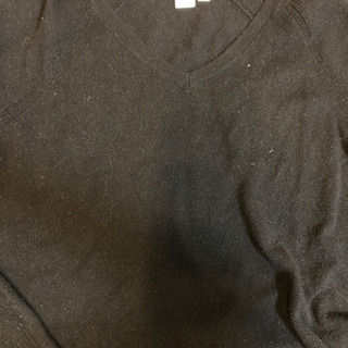 GAP  Vニット　黒＆グレー　2枚セットの画像