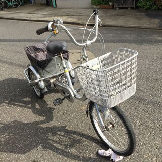 武田産業　ナチュラルフロー　三輪自転車 シルバー 武田産業 大人三輪車 ナチュラルフロー シルバー の通販