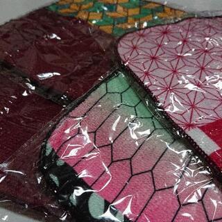 鬼滅の刃 ハンカチの画像