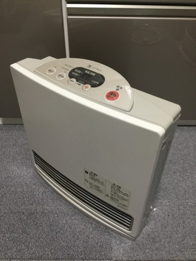 少し値下げしました　　ガスファンヒーター　2mホース付き　USED