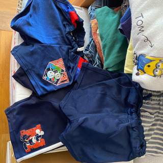 男の子の服の画像