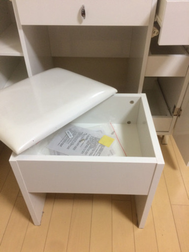 取引中 ドレッサー