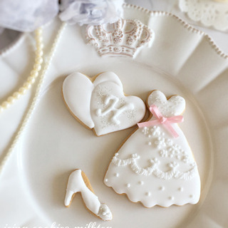 【ご案内】ウェディングドレスアイシングクッキーレッスン♡