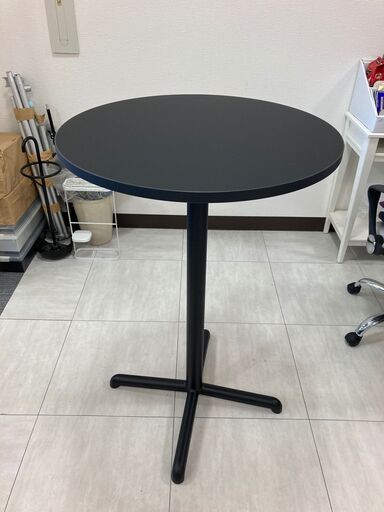 IKEAのバーテーブル