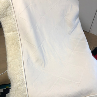 【中古0円差し上げます】フェザー100%掛け布団・ムートン100%毛布の画像
