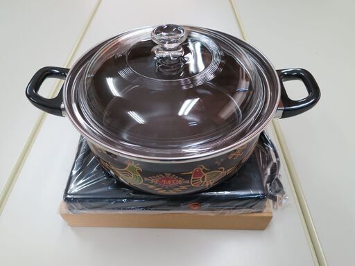 新品未使用２４ｃｍ両手鍋保温トレー付