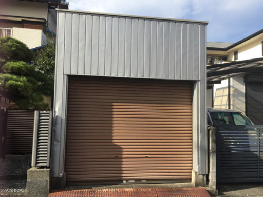 電動シャッター　ガレージ　車庫