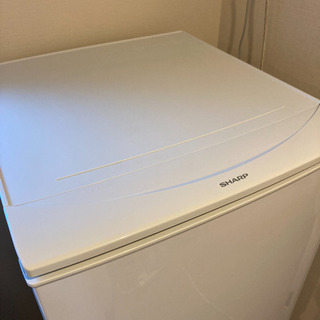 【美品】シャープ2ドア冷蔵庫　2016年製　140L以下の画像