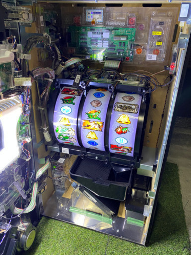 コードギアス 反逆のルルーシュ R2 ◆コイン不要機付◆ スロット台 スロット 家スロ パチスロ実機 実機 パチスロ Sammy サミ