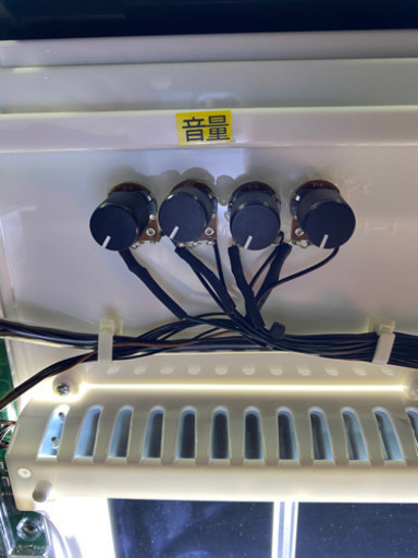 コードギアス 反逆のルルーシュ R2 ◆コイン不要機付◆ スロット台 スロット 家スロ パチスロ実機 実機 パチスロ Sammy サミ