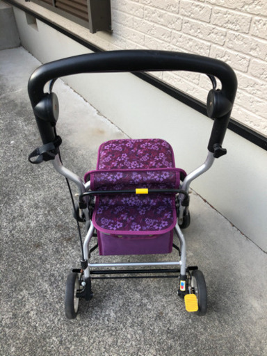 シルバーカート　手押し車