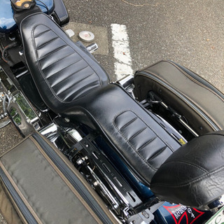 ★2003年式100周年H-Dクラブスタイルダイナローライダーキャブレター仕様！！の画像