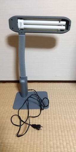 インバータ式デスクライト