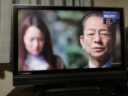 AQUOS 37型テレビ(2008年製)