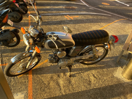 YB-1 Four 募集中です