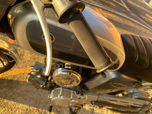 YB-1 Four 募集中です