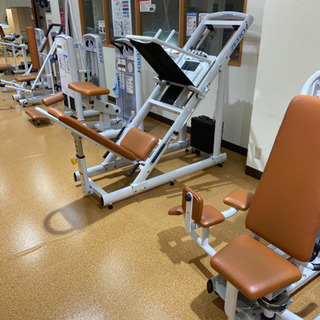 トレーニングマシン他一式（完売致しました）