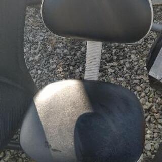 あげます！　事務椅子の画像