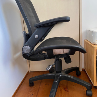 オフィスチェア　[Metrex II メッシュチェア]の画像