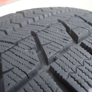 15インチ ブリヂストン175/65R15　コンパクト車用　スタッドレスアルミセット中古の画像