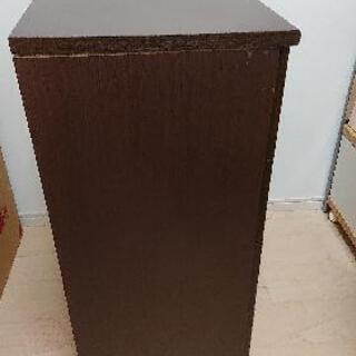 衣装タンスの画像