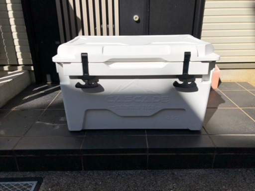 CASCADE カスケード　クーラーボックス　４５Ｌ