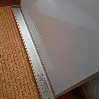 コクヨ ホワイトボード  60×46  黒、赤マーカー付きの画像