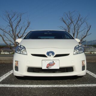 自社ローン★保証人無★全国対応★PRIUS L★人気のパールホワイト★カラーバックカメラ★車検R3年8月★5人乗りの画像