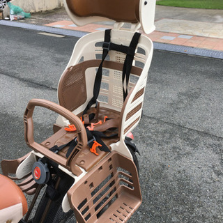 自転車のチャイルドシート後ろ用（自転車は付きません）最終値下げし...