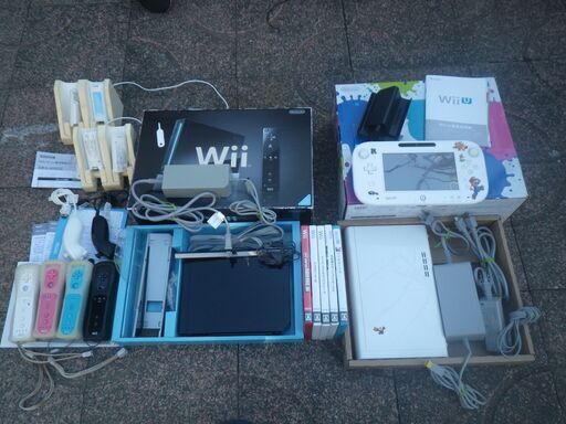 □配達可□WiiU Wii ソフト5本 コントローラー等 いろいろまとめて 