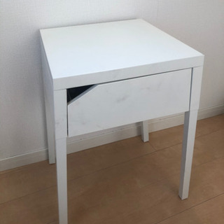 0円！　IKEAサイドテーブル
